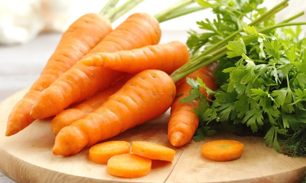 हद से ज्यादा गाजर खाने से हो सकती है ये गंभीर बीमारी, जानेंगे तो उड़ जाएंगे होश