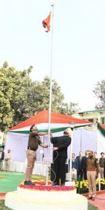 मुख्य सचिव डॉ. एस.एस. संधु ने सचिवालय में फहराया राष्ट्रीय ध्वज 