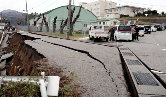 भूकंप के 21 झटकों से थर्राया जापान, 36 हजार घरों की बिजली गुल