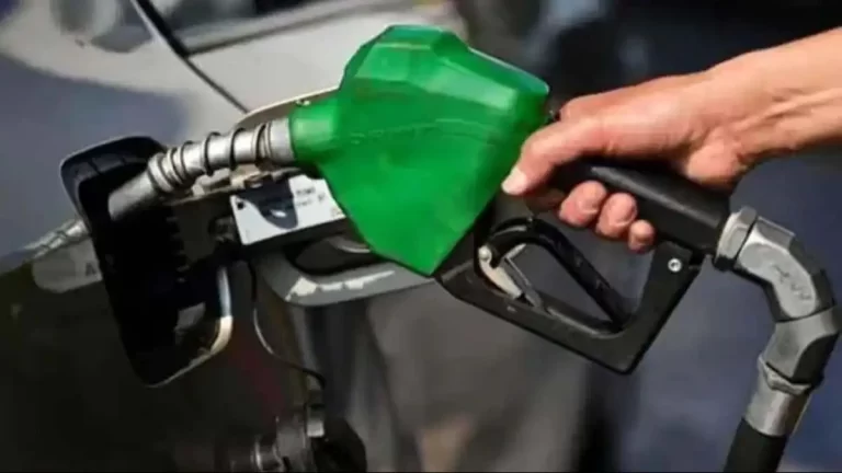 लक्षद्वीप के लोगों की हुई मौज, सरकार ने 15 रुपए सस्ता किया पेट्रोल-डीजल