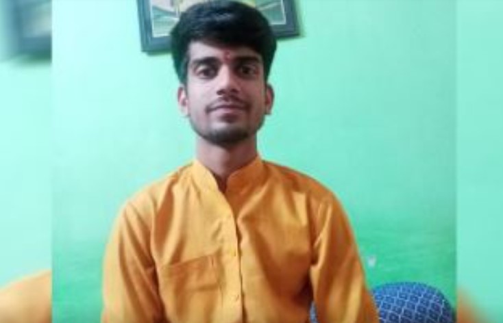 उत्तराखंड संस्कृत शिक्षा बोर्ड – उत्तरकाशी के राहुल व्यास ने दसवीं की परीक्षा में किया टॉप
