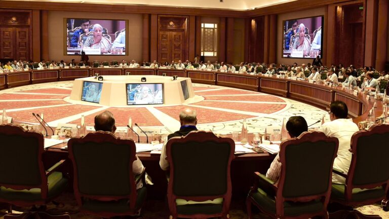 मोदी सरकार 3.0 का पहला बजट सत्र: वित्त मंत्री निर्मला सीतारमण ने राज्यों के वित्त मंत्रियों संग की अहम बैठक