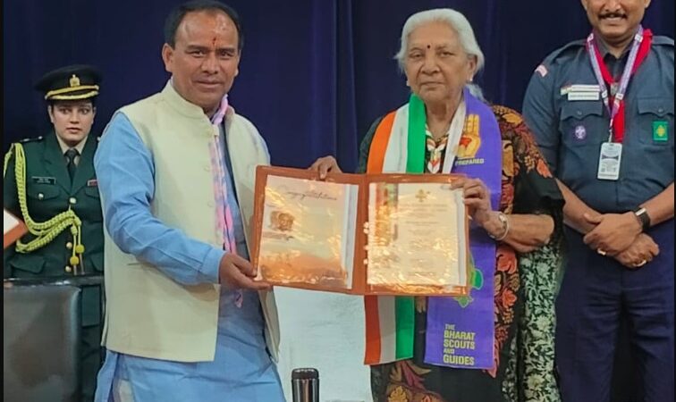 कैबिनेट मंत्री डॉ. धन सिंह रावत को मिला ‘सिल्वर एलीफेंट अवार्ड’