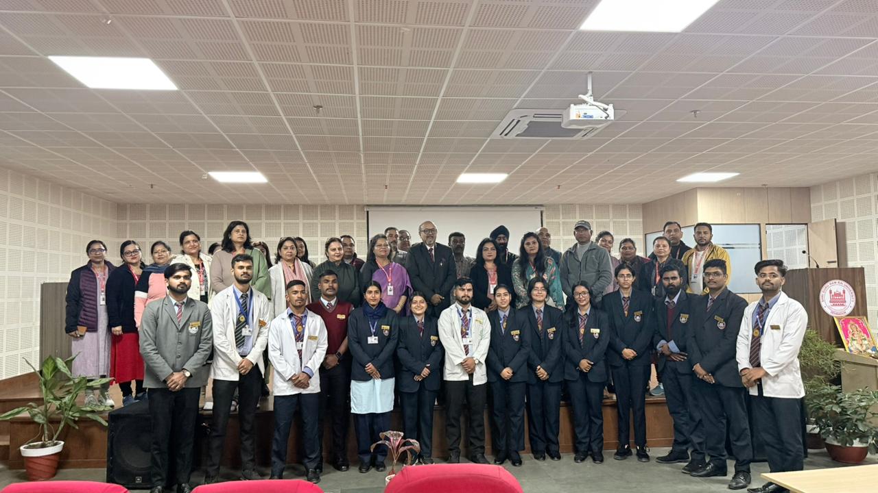 एसजीआरआर विश्वविद्यालय में छात्र परिषद का शपथ ग्रहण समारोह हुआ सम्पन्न